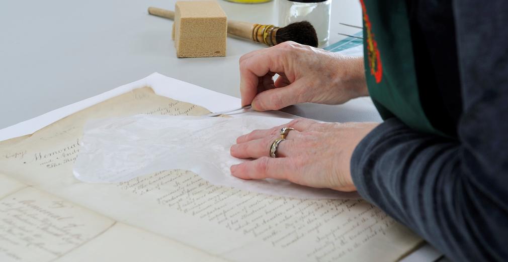 Conservation of the Georgian Papers Conservation in the Royal Archives of the Georgian Papers